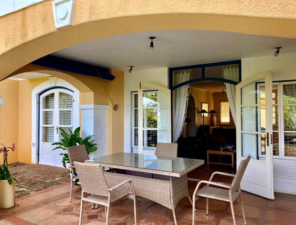 19 Montego Bay Caribbean Estate Appartement Port Edward Buitenkant foto