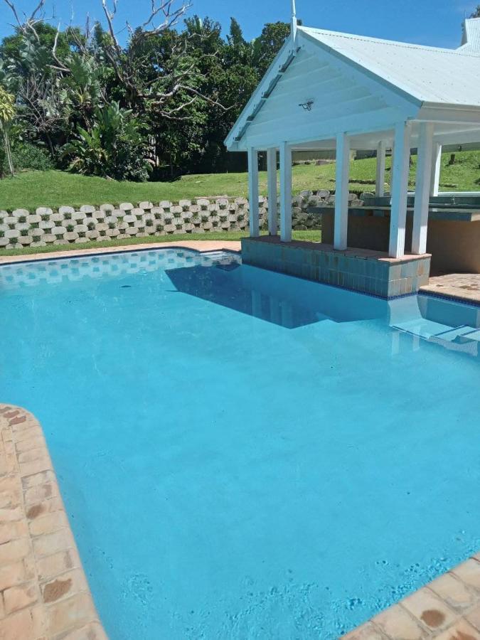 19 Montego Bay Caribbean Estate Appartement Port Edward Buitenkant foto